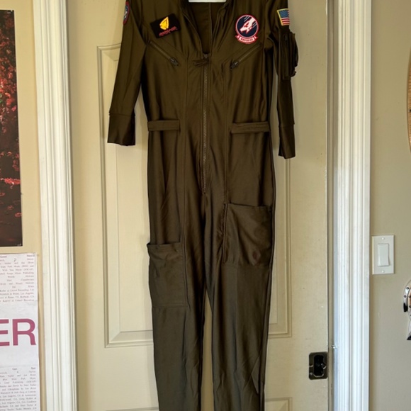 Top Gun Costume - Picture 2 of 5